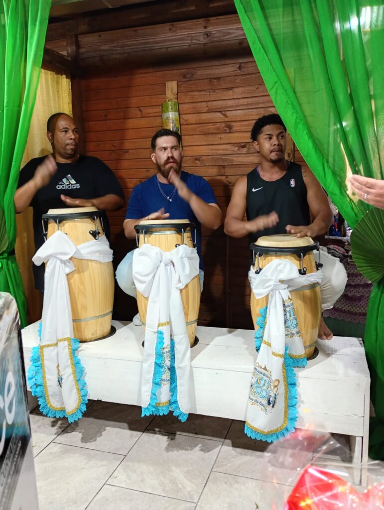 Projeto da boca aos ouvidos. Tamboreiros